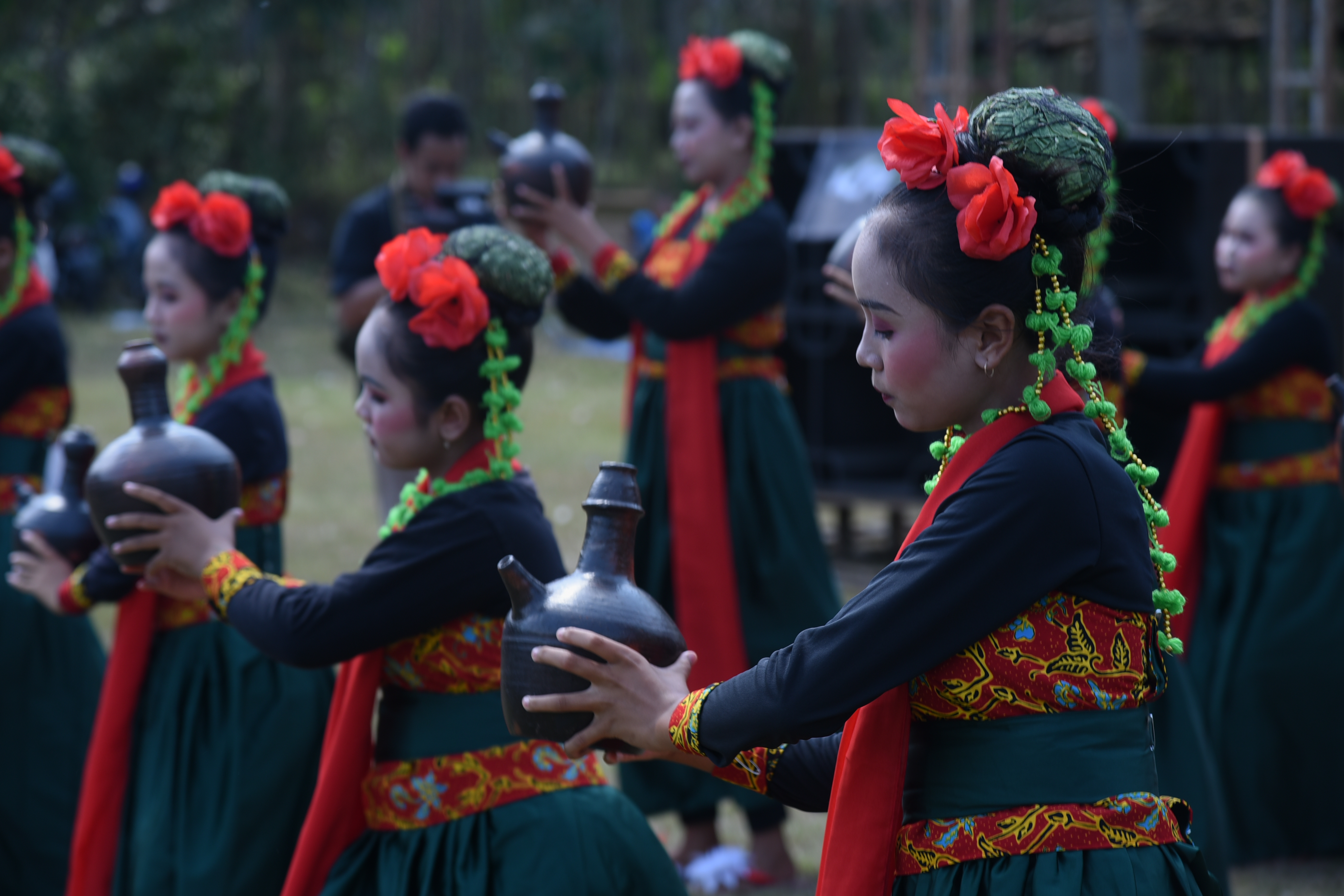 FULL DAY TOUR OF ARJASA TRADITIONAL VILLAGE